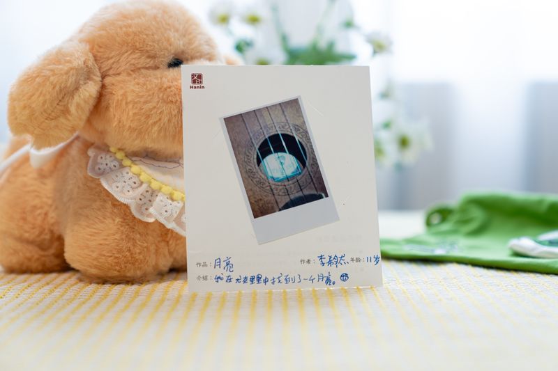 008PG国际拍立得作品 月亮 008PG国际拍立得作品 月亮